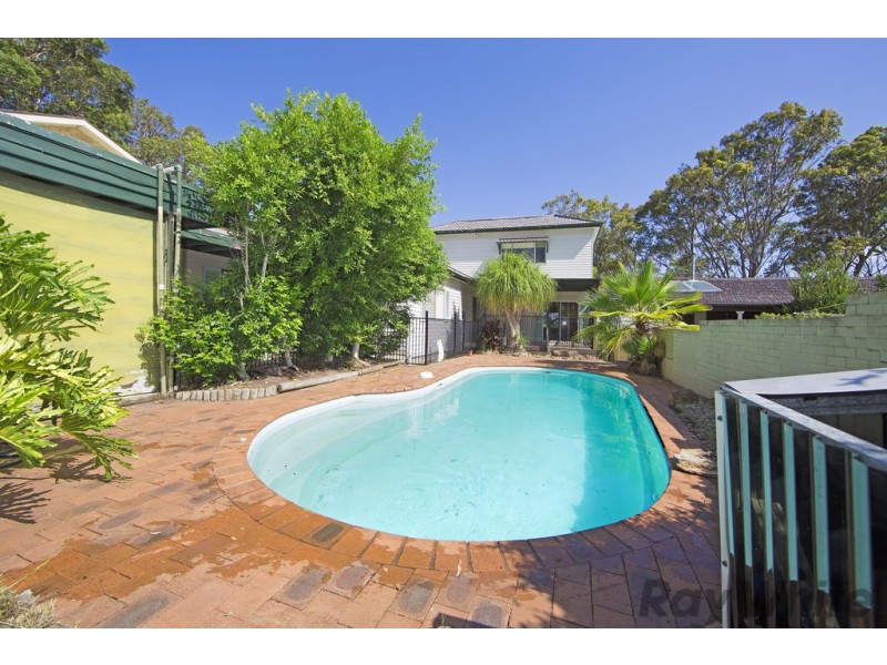 110 Marks Road, Gorokan NSW 2263