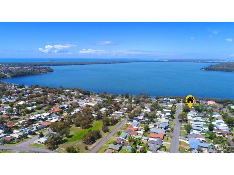 6 Boronia Road, Lake Munmorah NSW 2259