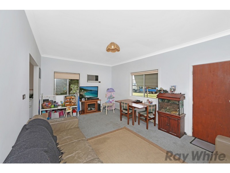 60 Woodland Parkway, Buff Point NSW 2262