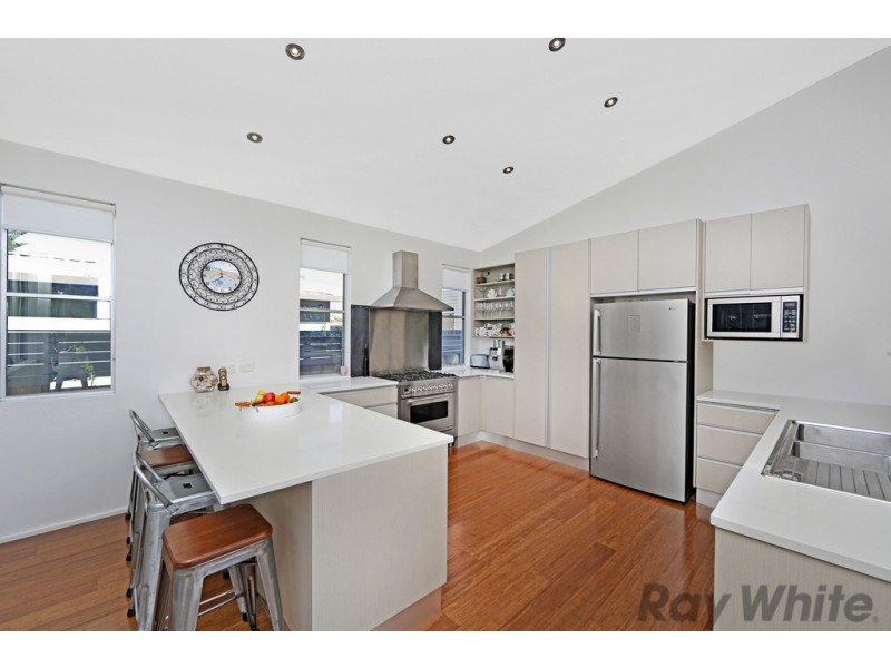 18 Ourringo Street, Budgewoi NSW 2262