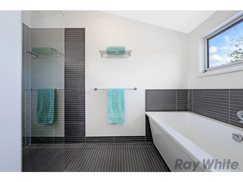 18 Ourringo Street, Budgewoi NSW 2262
