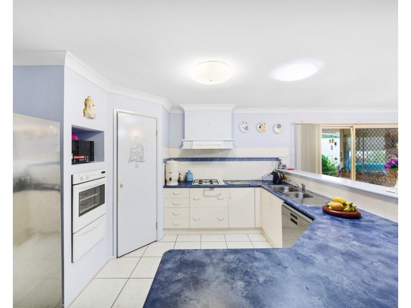 66 White Swan Avenue, Blue Haven NSW 2262