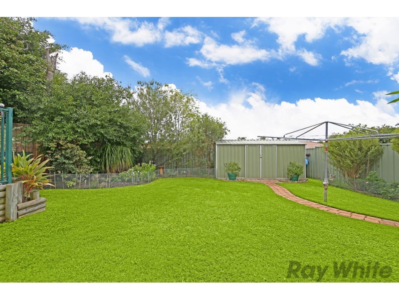 10 Girraween Street, Buff Point NSW 2262