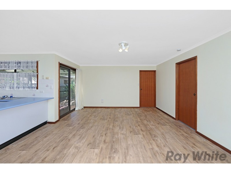 18 Noela Place, Budgewoi NSW 2262