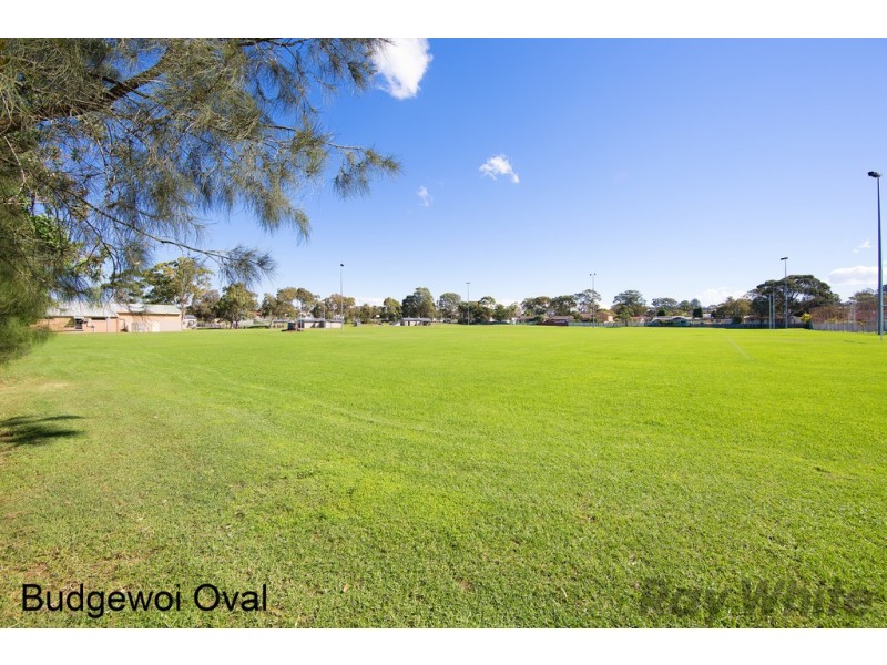 18 Noela Place, Budgewoi NSW 2262