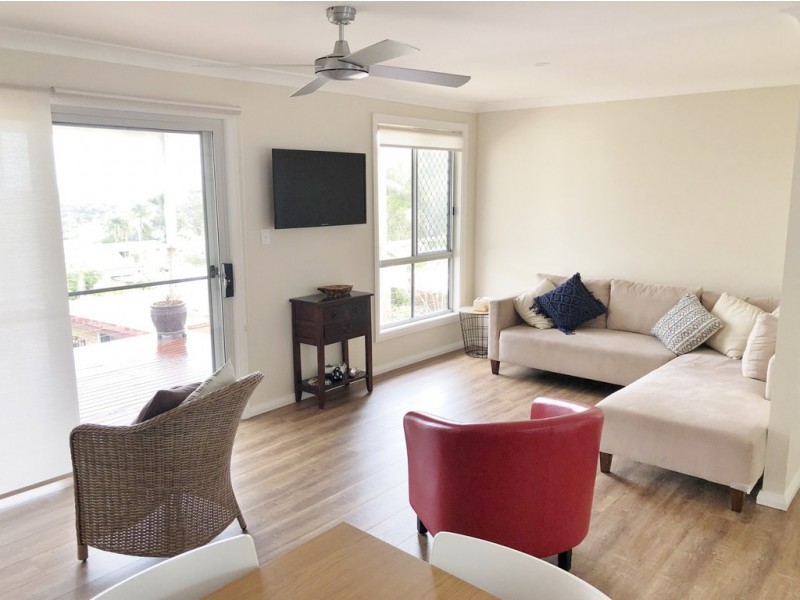 4 Alewa Avenue, Budgewoi NSW 2262