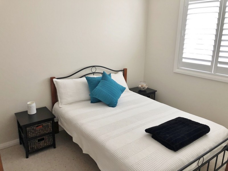 4 Alewa Avenue, Budgewoi NSW 2262