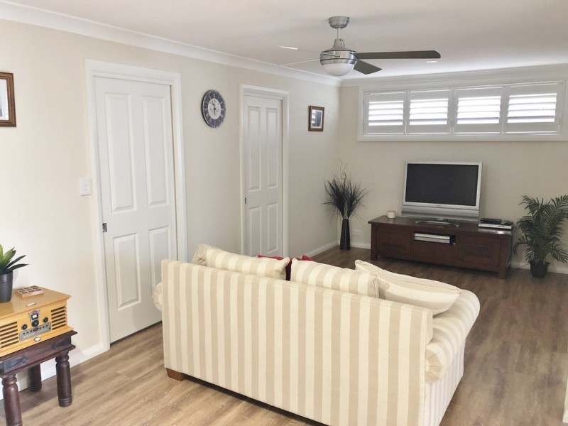 4 Alewa Avenue, Budgewoi NSW 2262