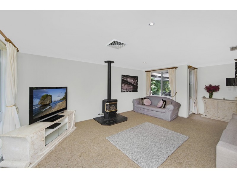 299 Tuggerawong Road, Tuggerawong NSW 2259