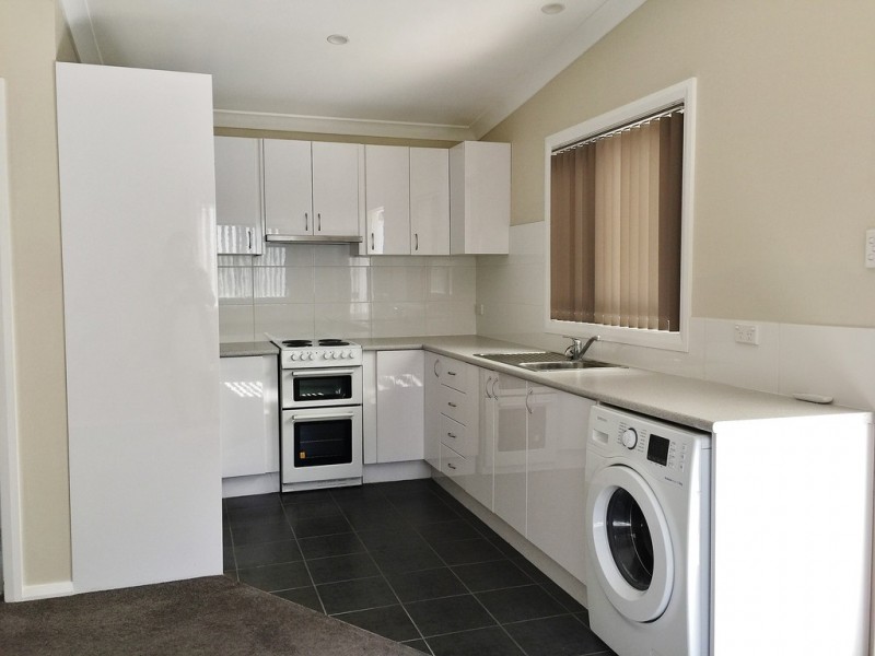 11a Leslie Avenue, Gorokan NSW 2263