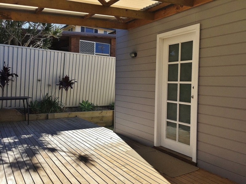 11a Leslie Avenue, Gorokan NSW 2263