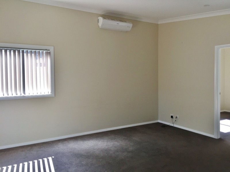 11a Leslie Avenue, Gorokan NSW 2263