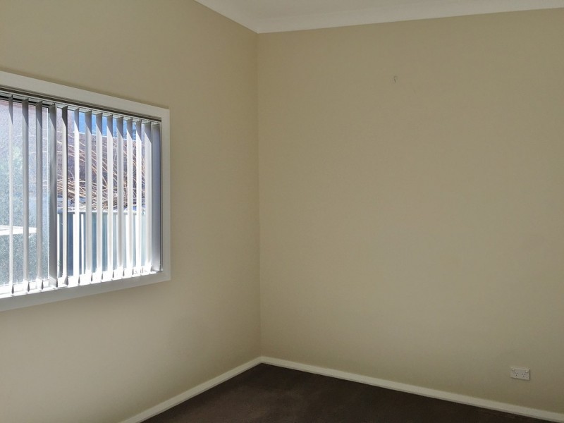 11a Leslie Avenue, Gorokan NSW 2263