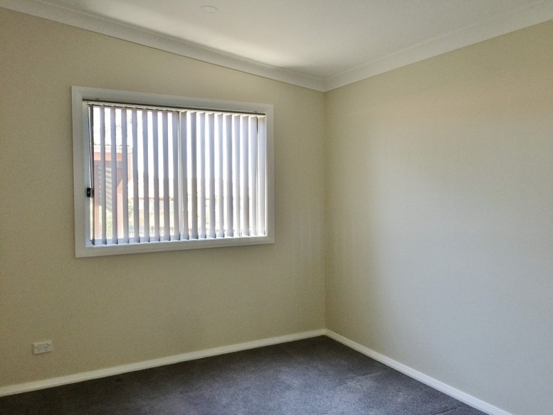 11a Leslie Avenue, Gorokan NSW 2263