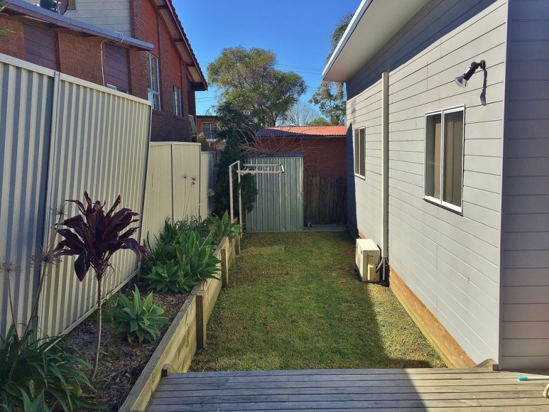 11a Leslie Avenue, Gorokan NSW 2263