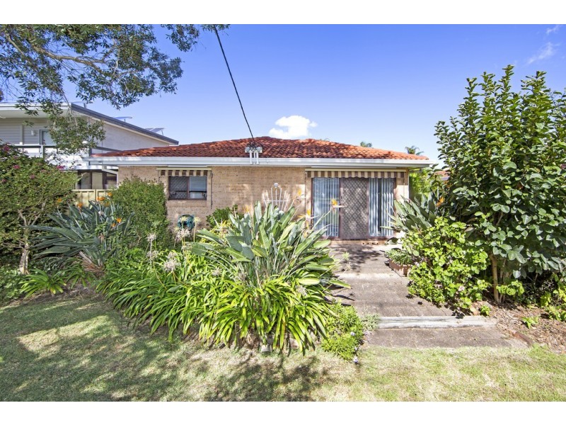 1/42-44 Natuna Avenue, Budgewoi NSW 2262