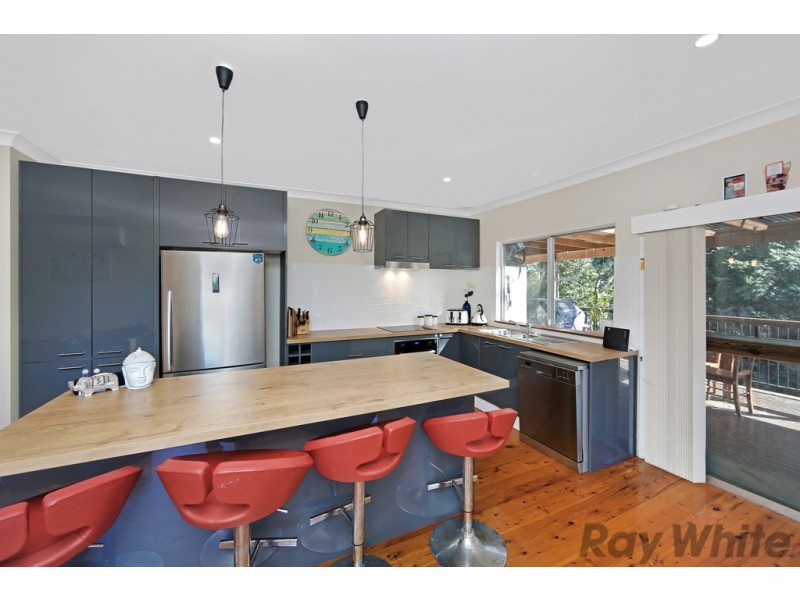 17 Billbabourie Road, Gwandalan NSW 2259