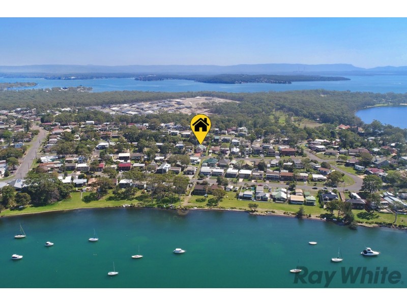 49 Winbin Crescent, Gwandalan NSW 2259