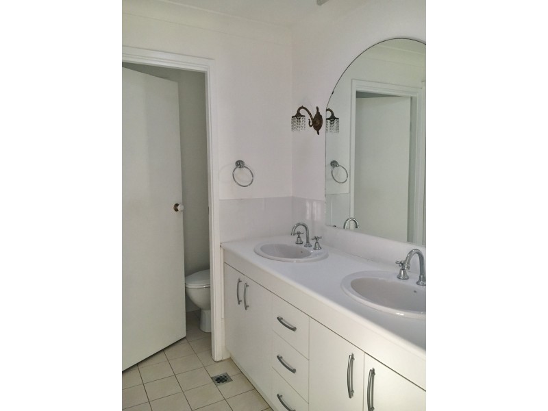 5 Edward Street, Budgewoi NSW 2262