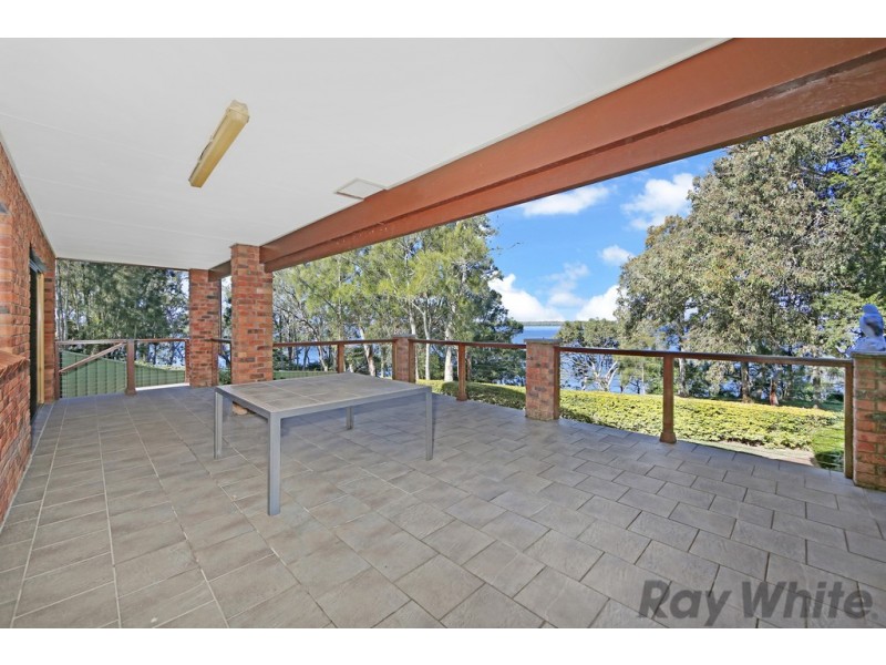 128 Buff Point Avenue, Buff Point NSW 2262