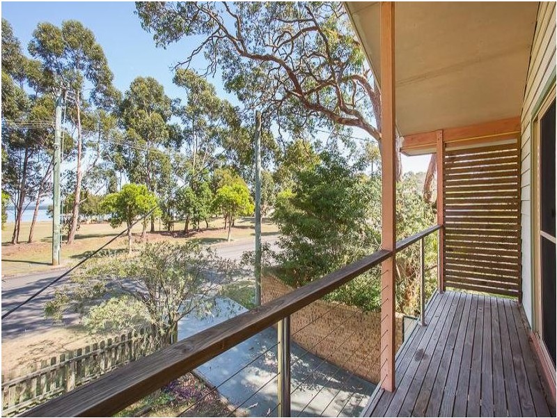 213 Buff Point Avenue, Buff Point NSW 2262