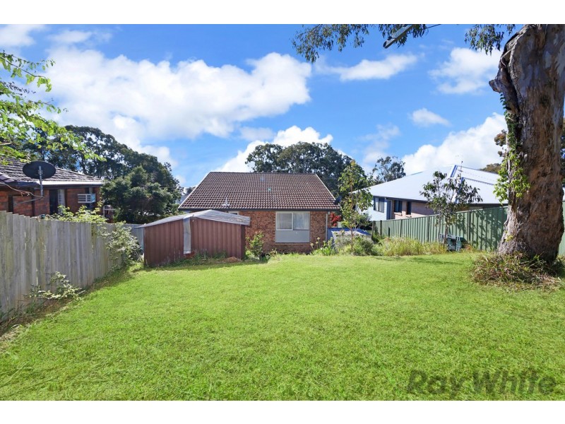 18 Scenic Drive, Budgewoi NSW 2262