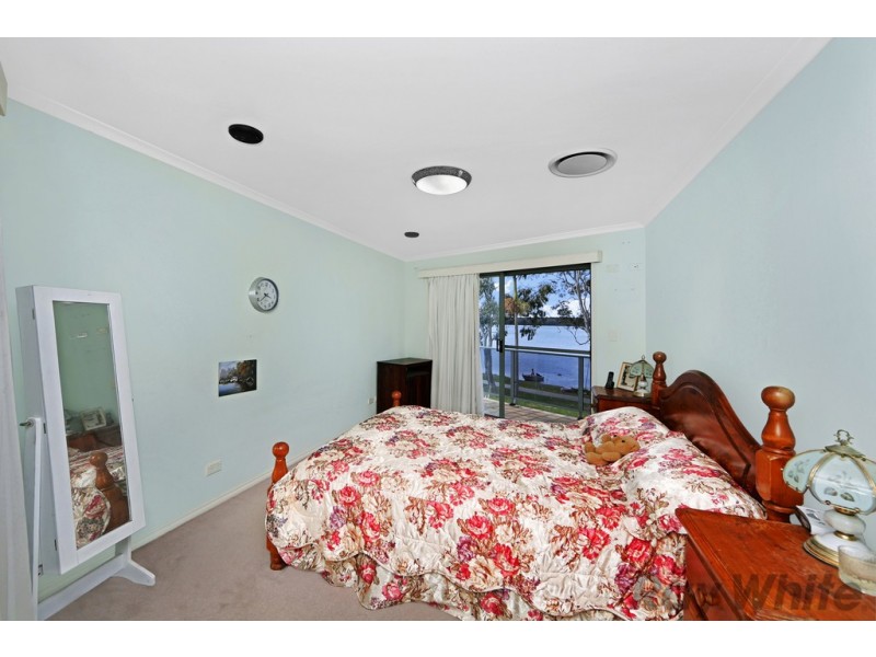 125 Griffith Street, Mannering Park NSW 2259