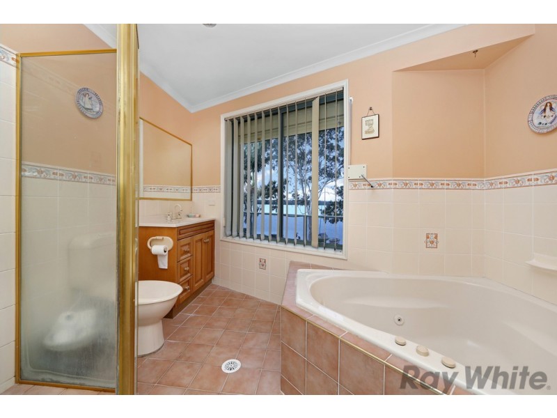 125 Griffith Street, Mannering Park NSW 2259