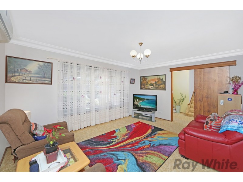12 Kalani Street, Budgewoi NSW 2262