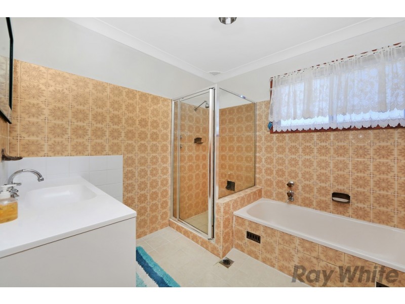 12 Kalani Street, Budgewoi NSW 2262