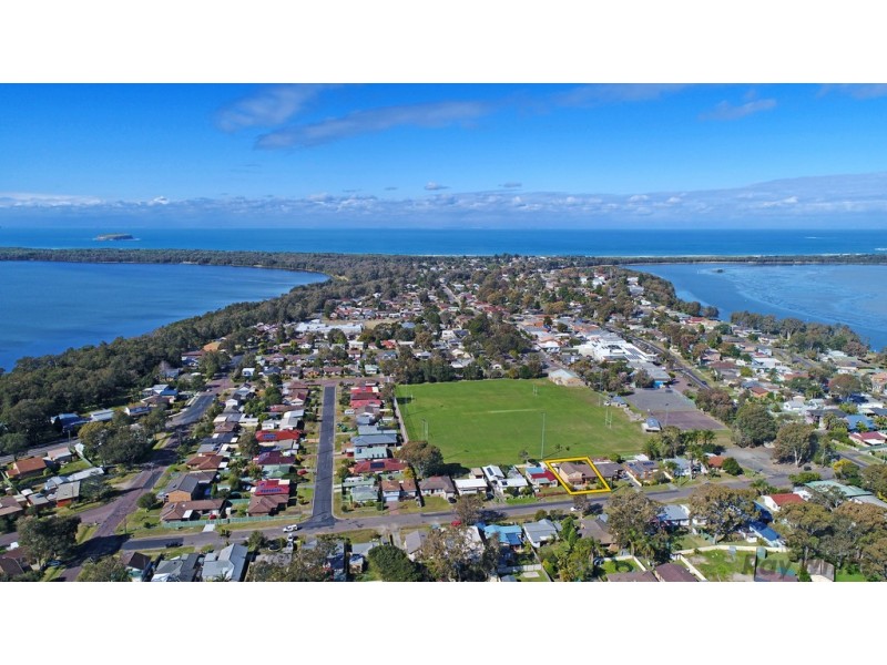 12 Kalani Street, Budgewoi NSW 2262