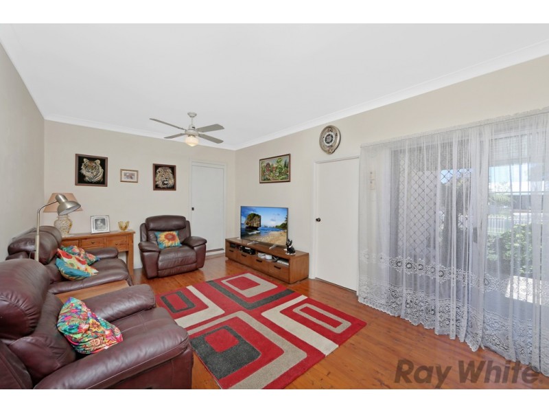 6 Canton Parade, Noraville NSW 2263
