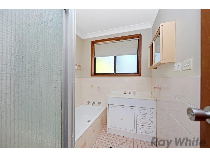 2/16 Sunrise Avenue, Budgewoi NSW 2262