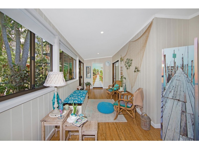 35 Trevally Avenue, Chain Valley Bay NSW 2259