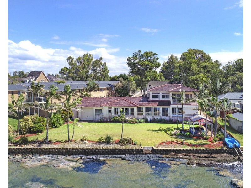 8 Wallarah Road, Gorokan NSW 2263