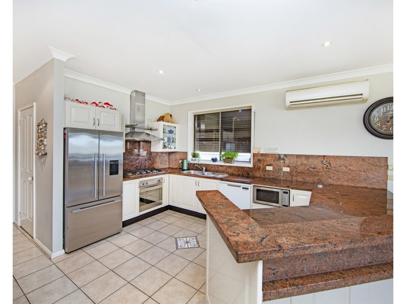 8 Wallarah Road, Gorokan NSW 2263