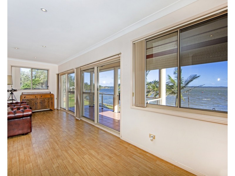 8 Wallarah Road, Gorokan NSW 2263