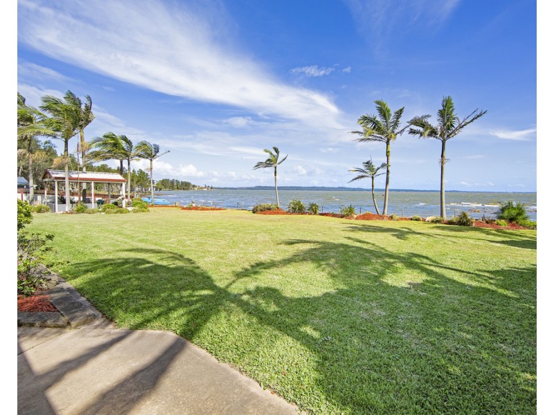 8 Wallarah Road, Gorokan NSW 2263