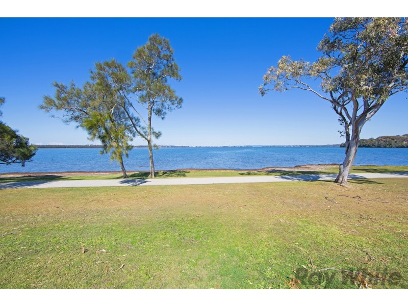 14 Buff Point Avenue, Buff Point NSW 2262