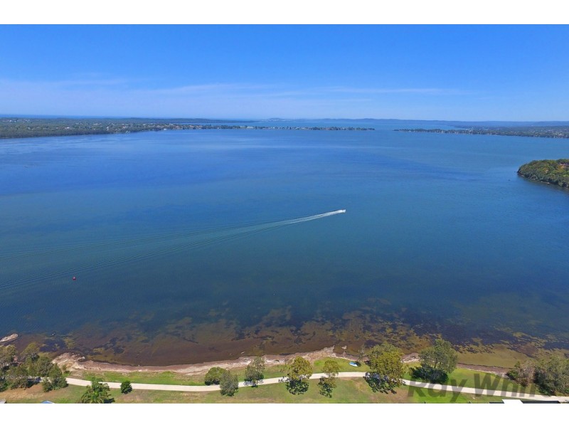 14 Buff Point Avenue, Buff Point NSW 2262