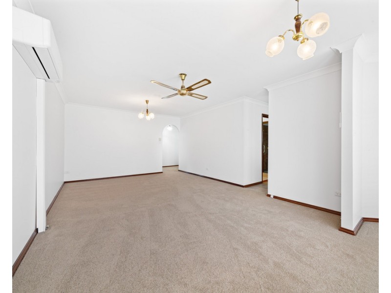 18 Gilbert Avenue, Gorokan NSW 2263