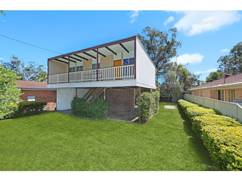 10 Nirringa Road, Summerland Point NSW 2259