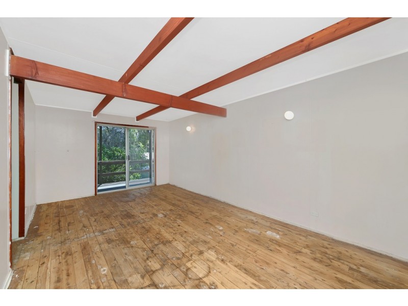 10 Nirringa Road, Summerland Point NSW 2259