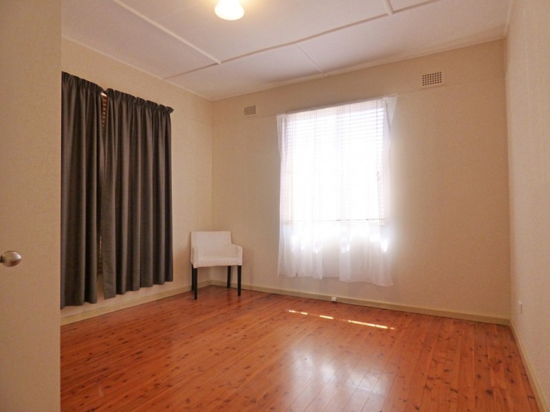 25 Canton Beach Road, Toukley NSW 2263