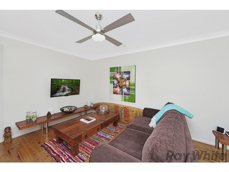 22 Sunrise Avenue, Budgewoi NSW 2262