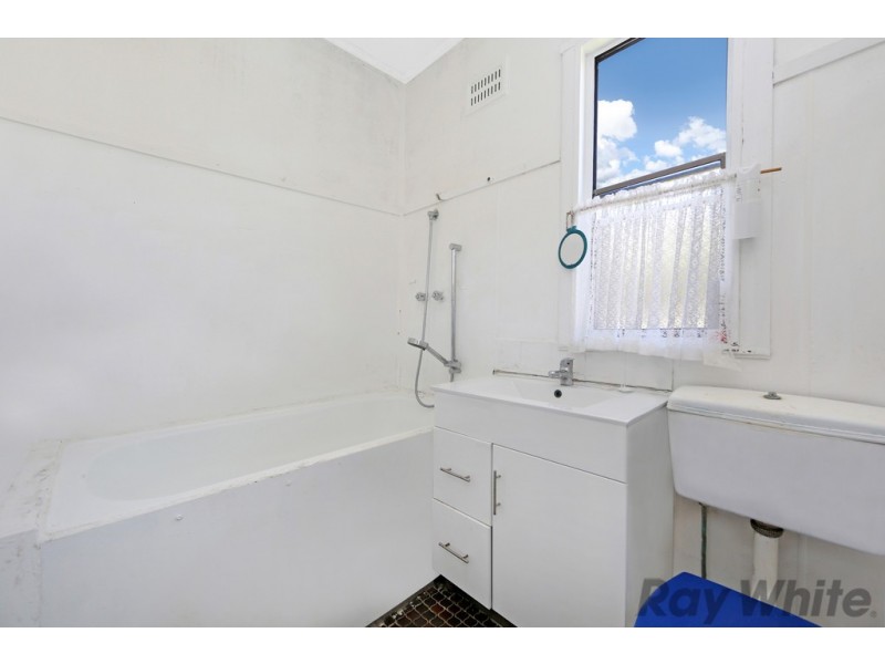 15 Dalnott Road, Gorokan NSW 2263