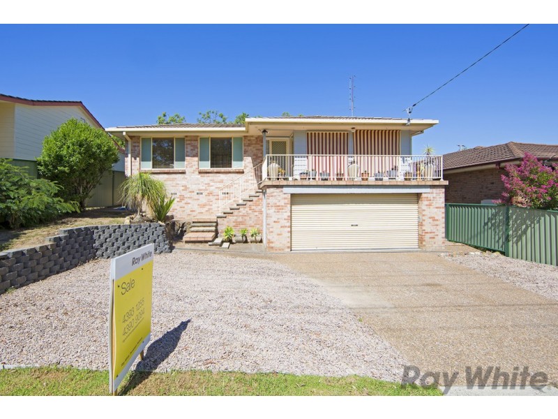136 Elizabeth Bay Drive, Lake Munmorah NSW 2259