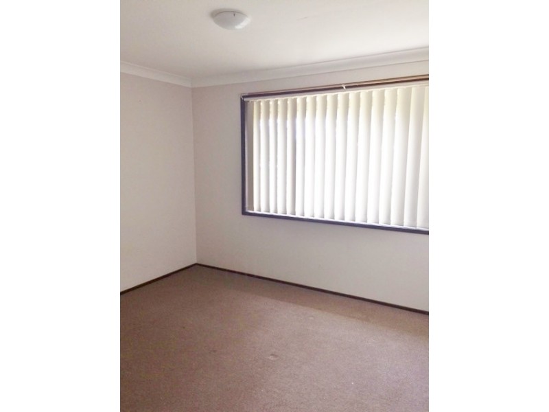 12 Scullin Place, Berkeley Vale NSW 2261