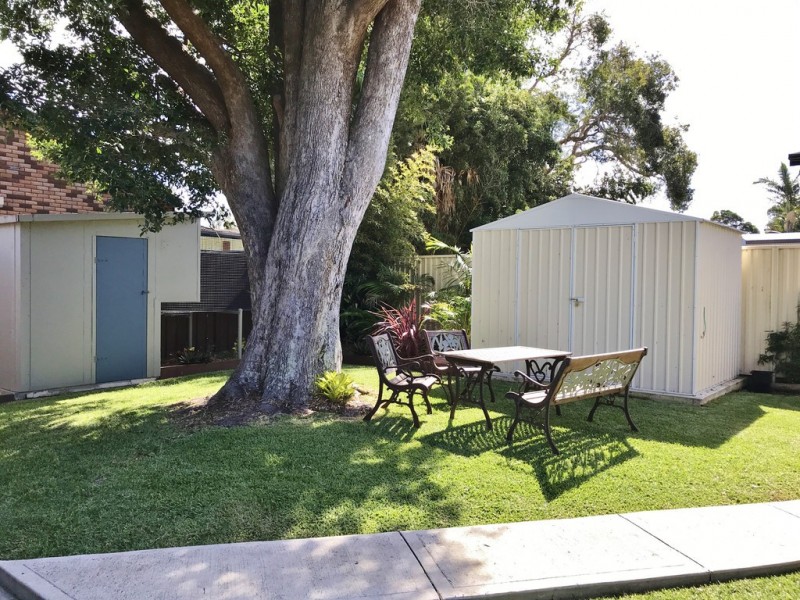 24 Sunrise Avenue, Budgewoi NSW 2262