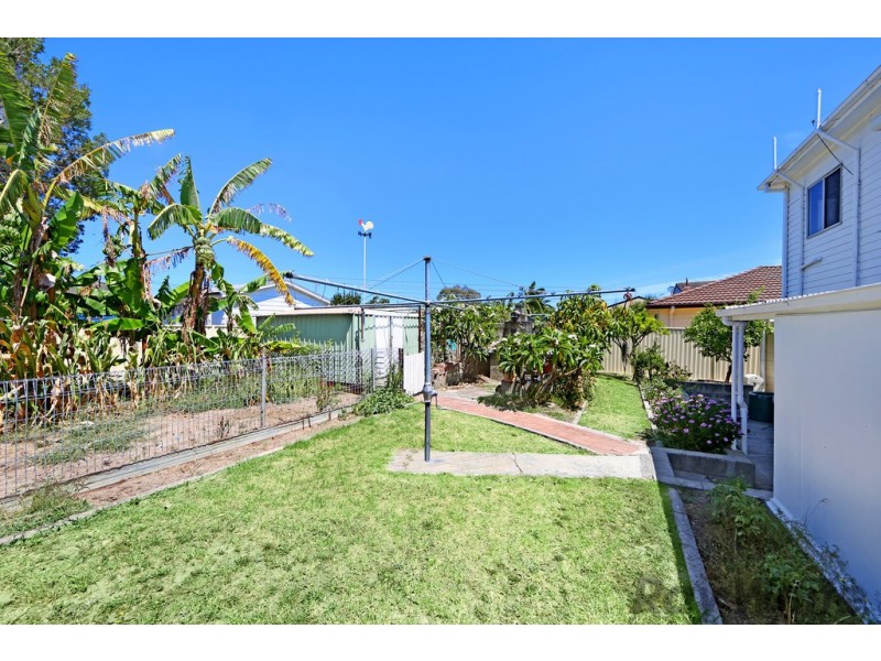 25 Perouse Avenue, San Remo NSW 2262